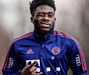 年薪2000万欧！德媒曝曼联将签拜仁边后卫，阿方索续约仅1年或离队