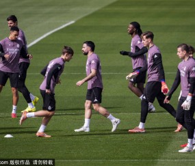 皇马主场战埃尔切！欧冠淘汰曼城后再战西甲，距巴萨仅差4分誓夺榜首