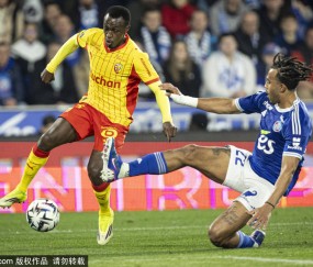 朗斯与巴黎的争夺战：魔鬼赛程下的欧冠梦